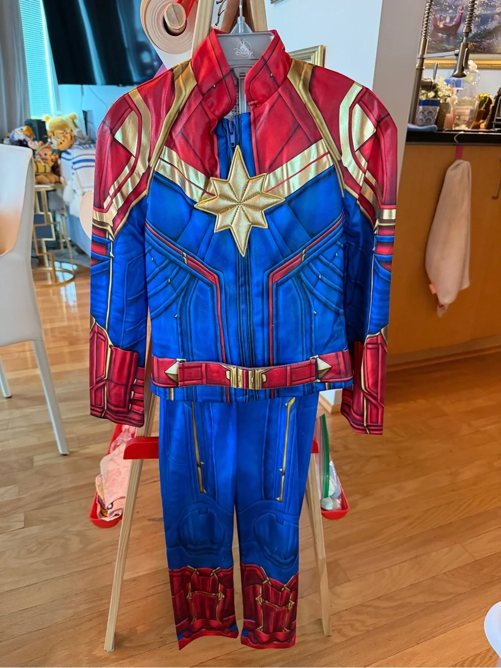 Disney store Captain Marvel Girls Costume 4 jacket & pants & hand pieces